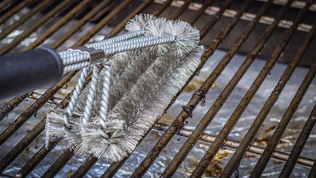 Detalj av trippelhode på Grillbørste rustfritt stål 45 cm trippelhode - Grillfürst