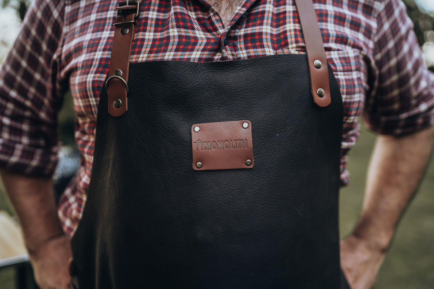 Grillforklæ Apron lær str. L brun Monolith bakside