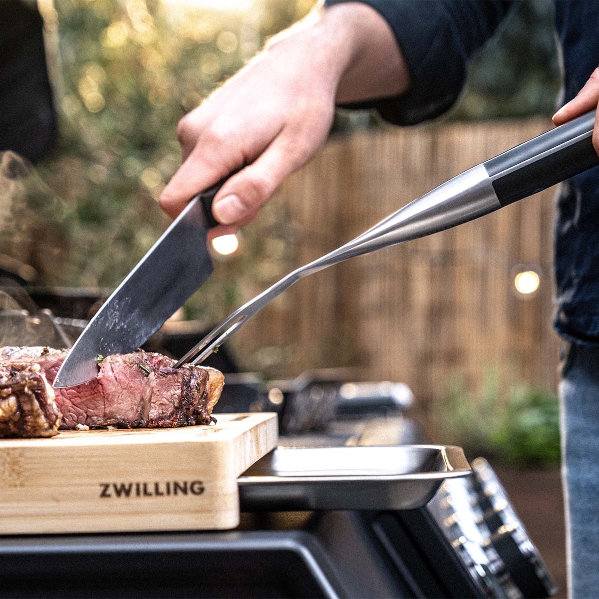 Opphengsøre på Grillgaffel BBQ+ 41 cm rustfritt stål