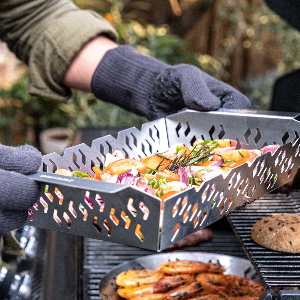 Grillkurv rustfritt stål BBQ+ størrelse M - ZWILLING stablet med andre kurver