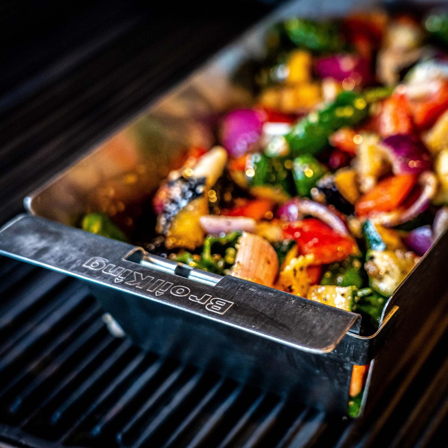 Grillkurv Narrow wok rustfritt stål smal 37x17 cm med grillmat