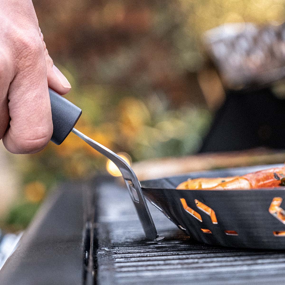 Grillkurv rund med håndtak 26 cm rustfritt stål BBQ+ - Zwilling detalj av materialkvalitet