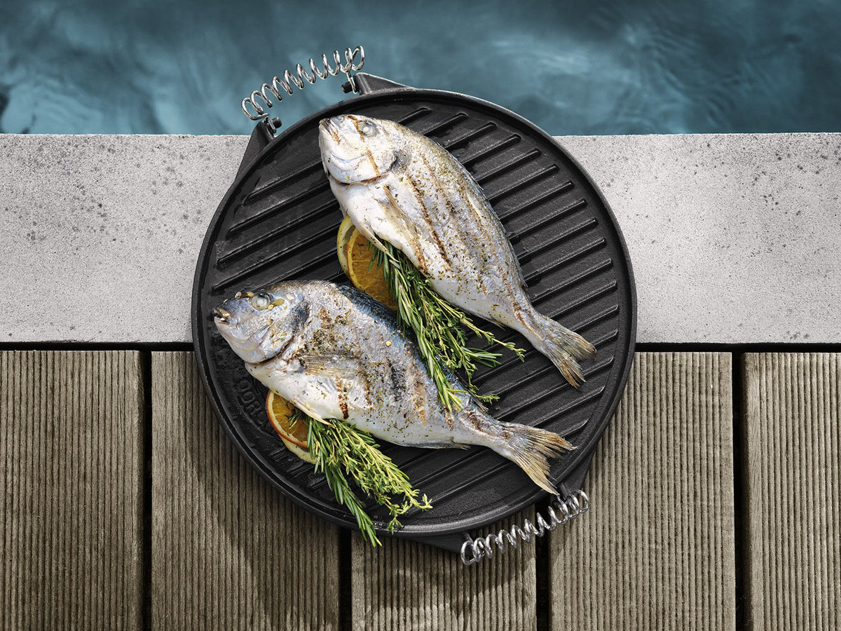 Nærbilde av overflate på Grillplate støpejern rund Ø 33 cm for kulegrill - Outdoorchef