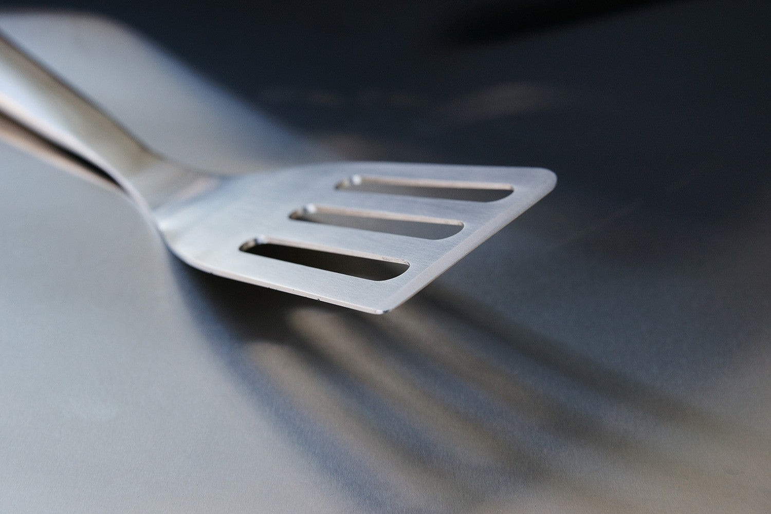 Grillspade rustfritt stål 44 cm - Outdoorchef bakside