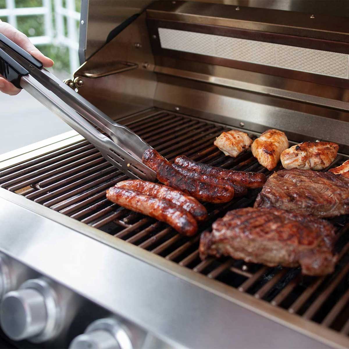 Montert Grilltang rustfritt stål - Otto Wilde Grillers med opphengshempe