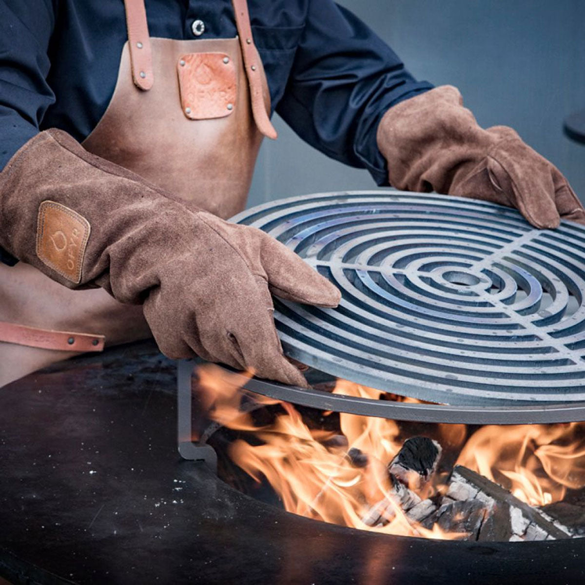 Detalj av Grilltilbehør-sett 85 cm med grillrist i stål