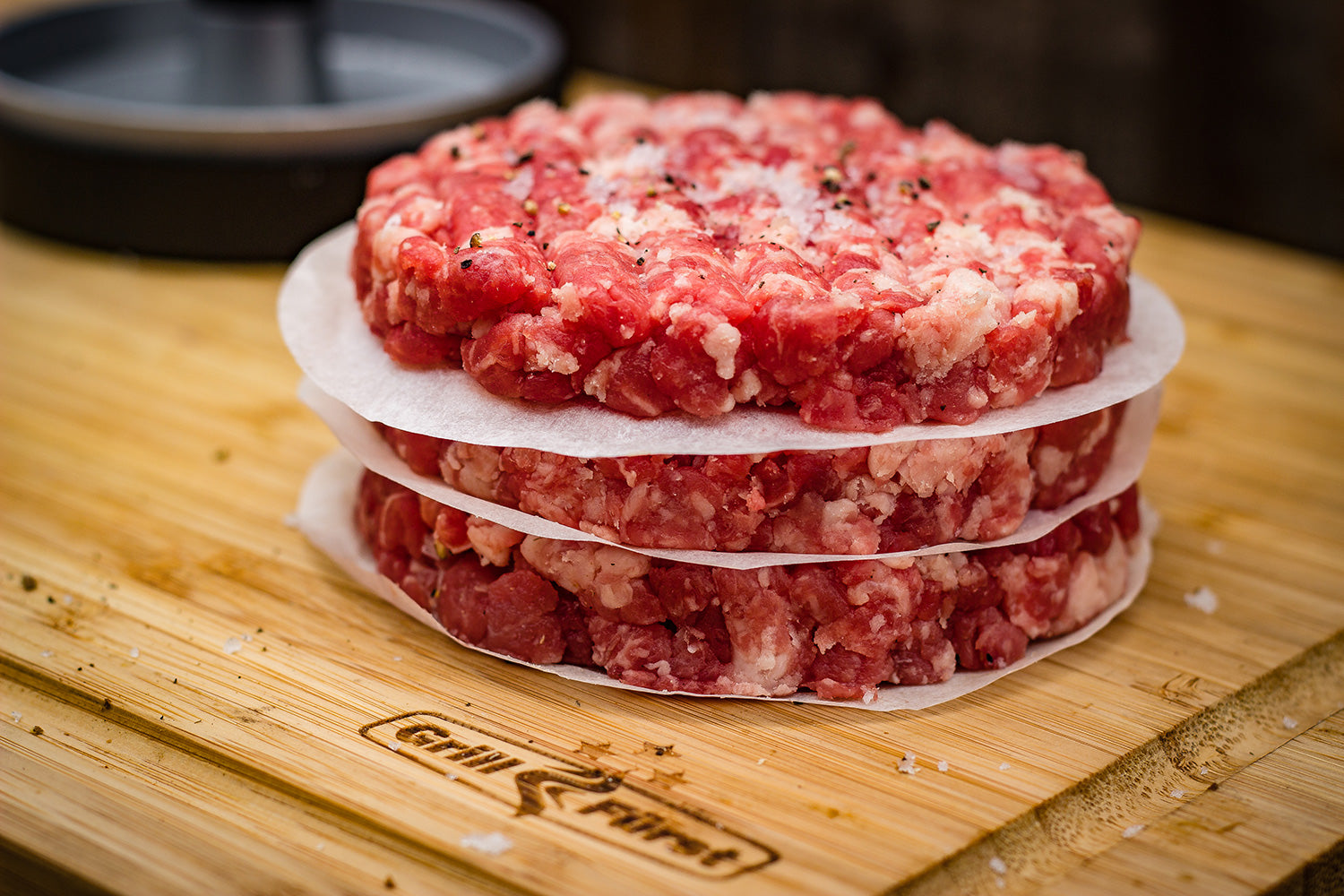 Hamburgerpapir 200 stk 11 cm - Grillfürst ark mellom patties