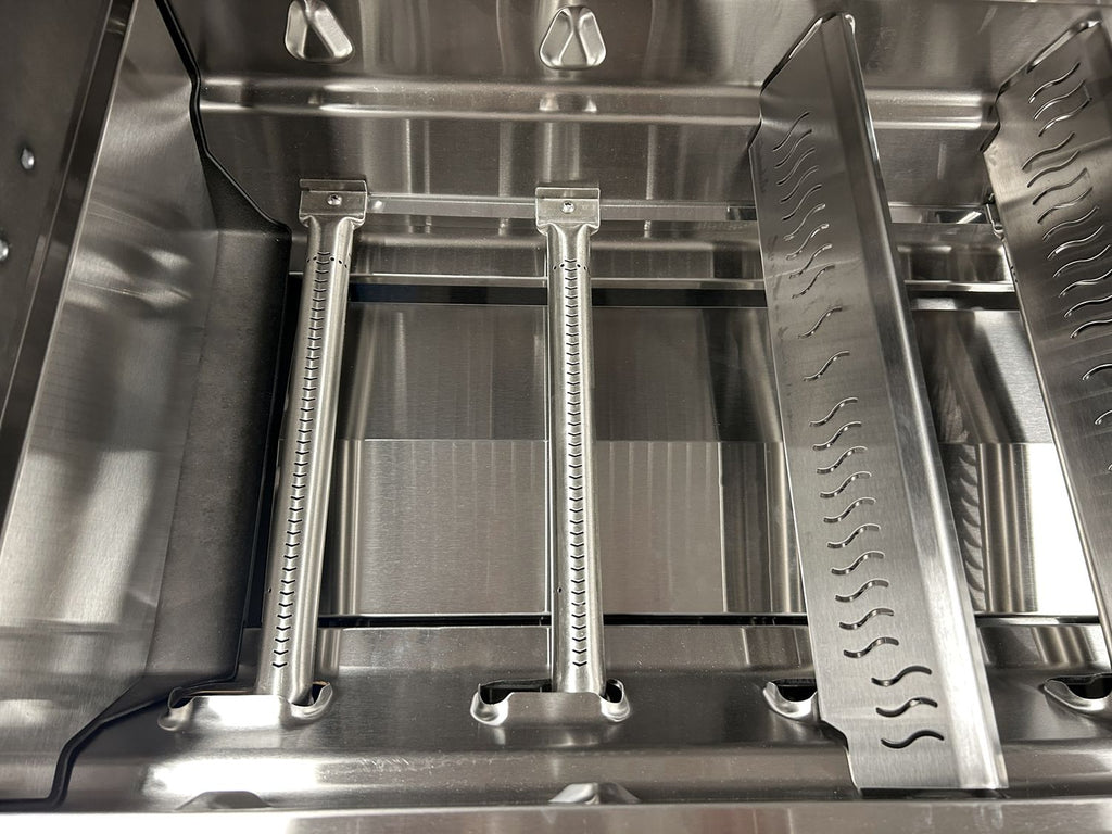 Innebygd gassgrill Independence P590E 5 brennere bakbrenner sidepanel detalj