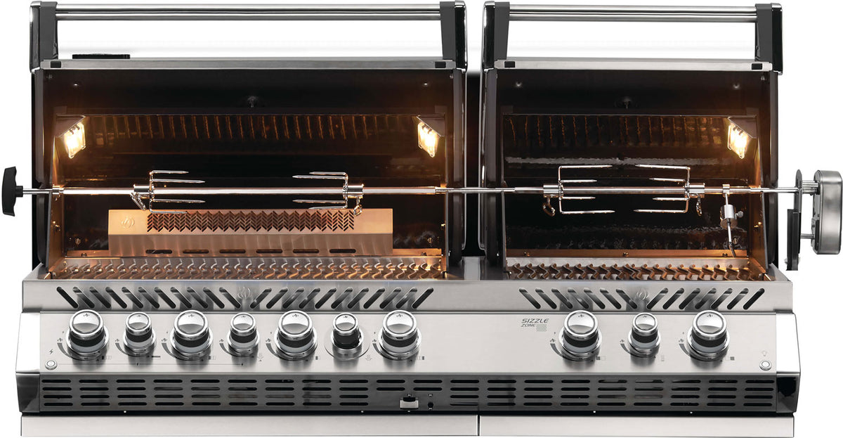 Detalj av rotisseri på Innebygd gassgrill Prestige Pro 825 rustfritt stål dreiespidd