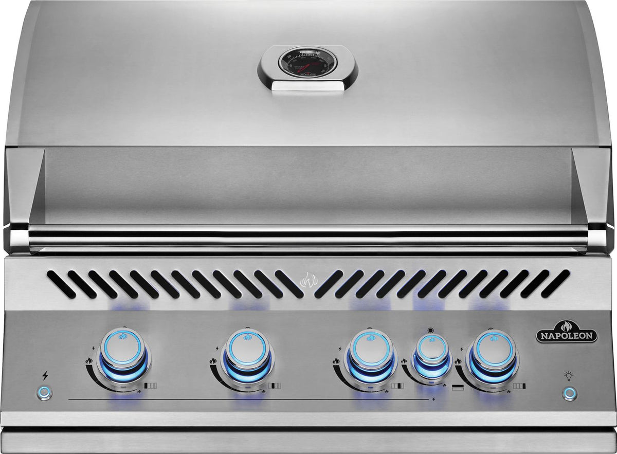 Innebygd grill 700-Series 32" 4 brennere med dreiespidd - Napoleon forfra