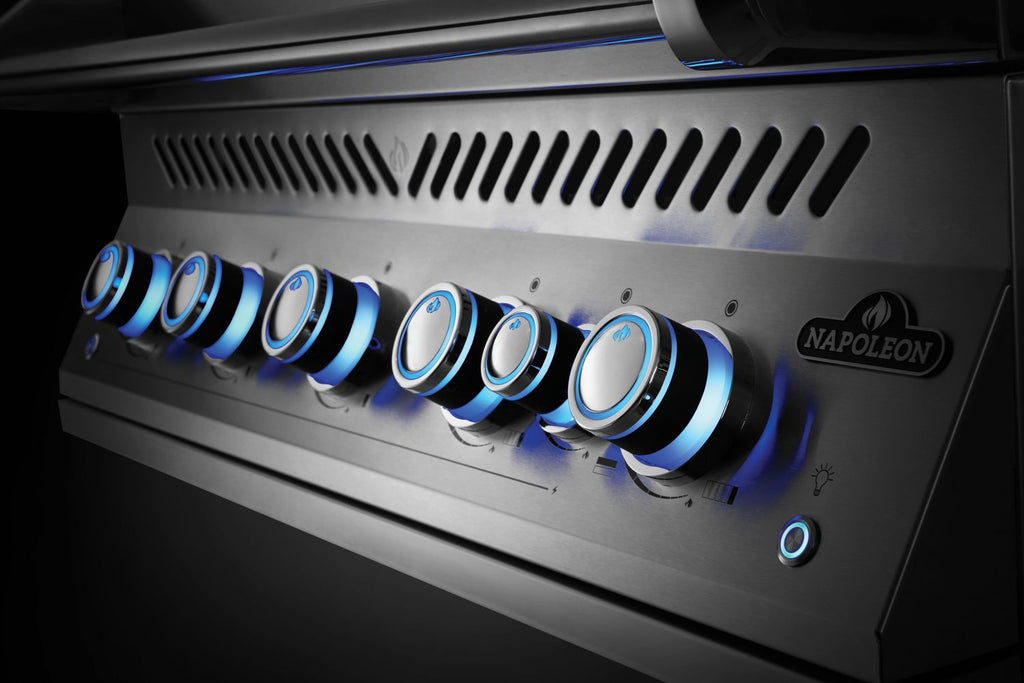 Montert Innebygd grill 700-Series 38" 5 brennere med dreiespidd i uteområde