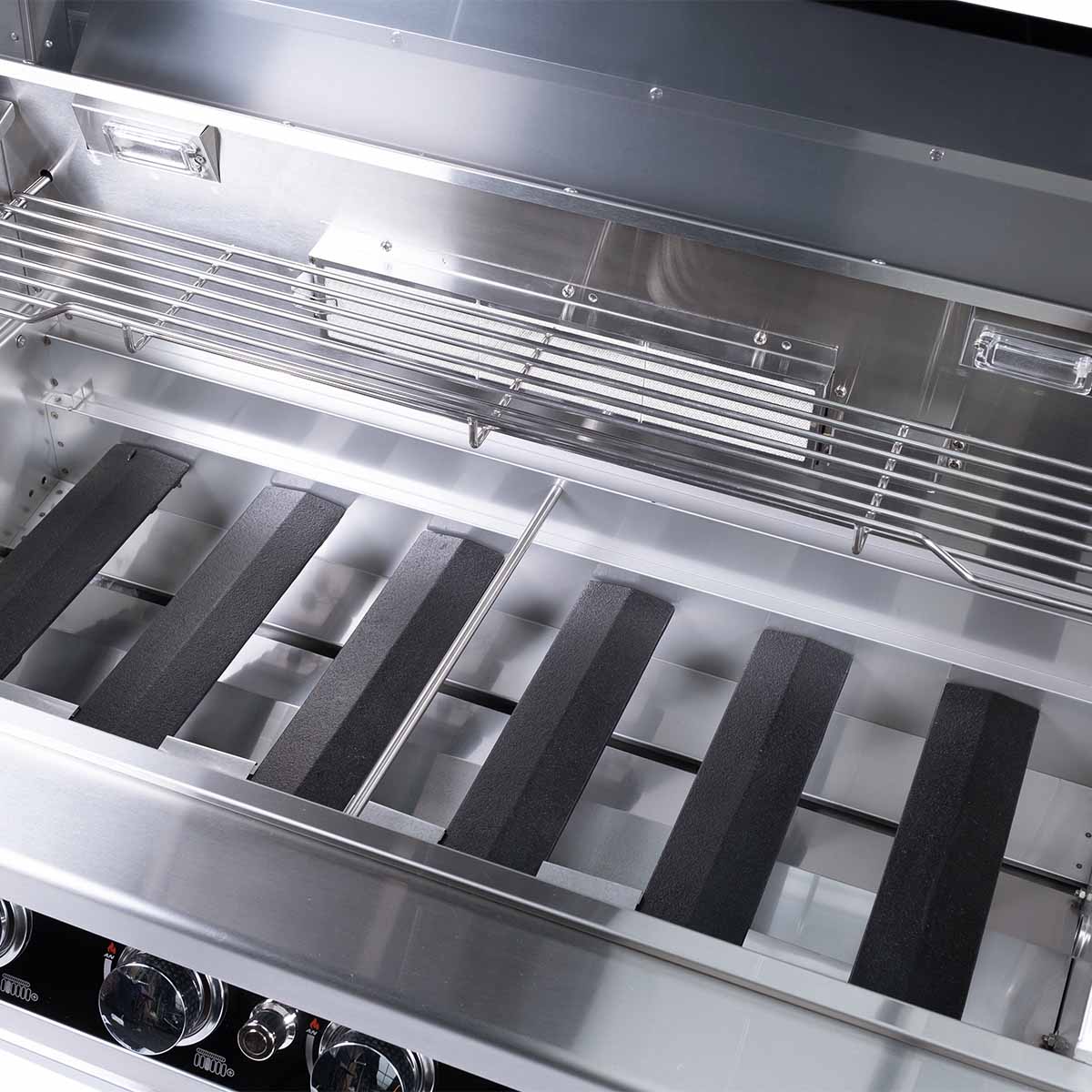Vindu i lokk på Innebygd grill SANTOS Free P-611