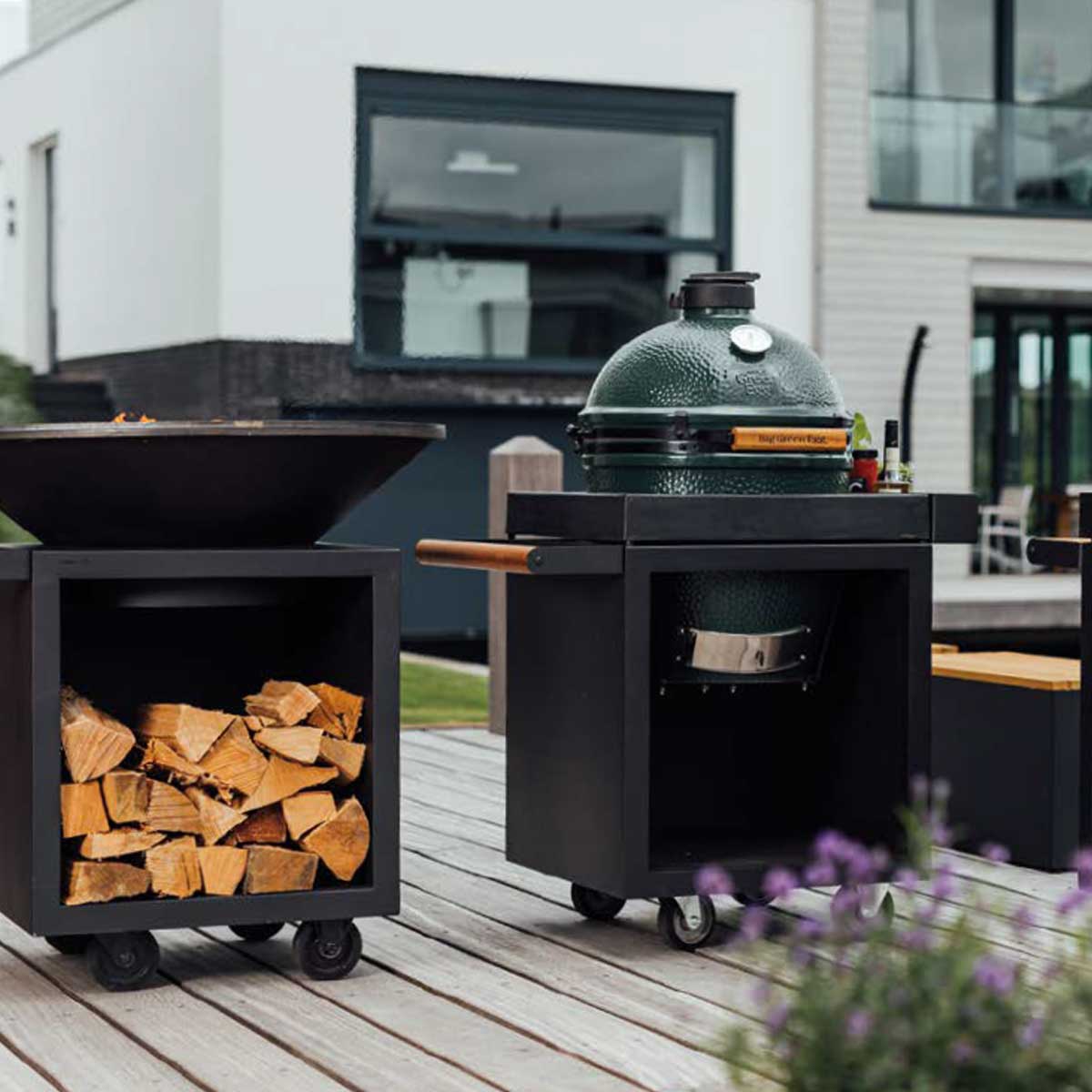 Kamado Table Black 65 PRO Concrete BGE - OFYR detalj av betongplate og stålramme