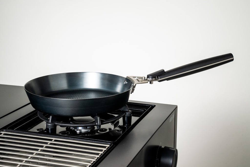 Karbonstålpanne 24 cm - Outdoorchef på åpen ild