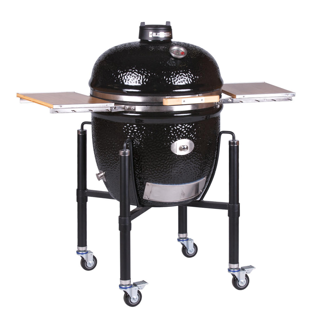 Keramisk grill LeChef Pro 2.0 svart med stativ montert i hage