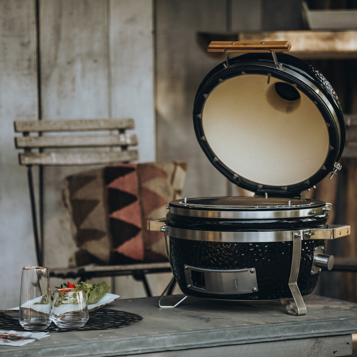 Montert keramisk grill Monolith ICON med stativ svart 33 cm