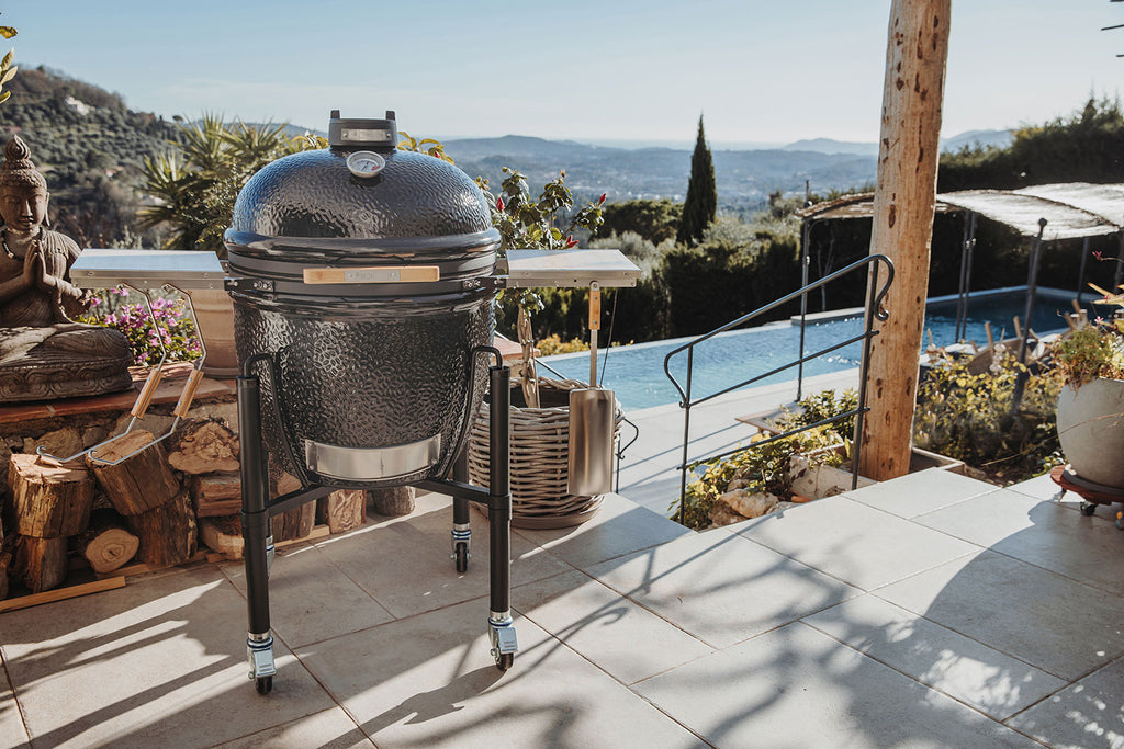 Luftregulering på lokket til Keramisk grill ONE.66 med smoke-sett 52 cm - Monolith