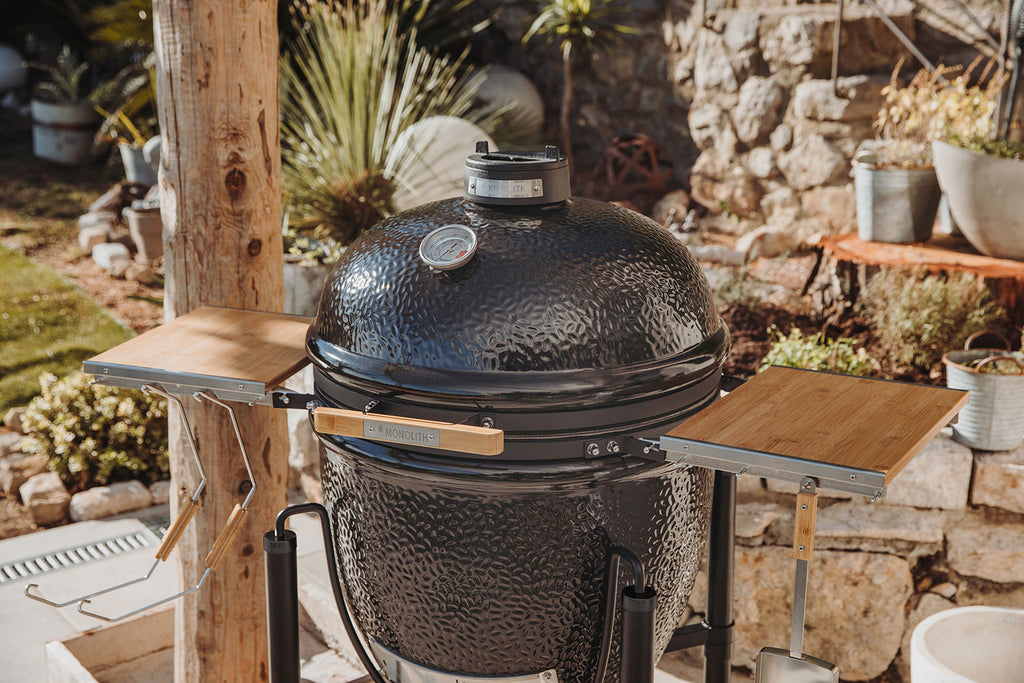 Keramisk grill ONE.66 rustfritt stål rist 52 cm montert med tilbehør
