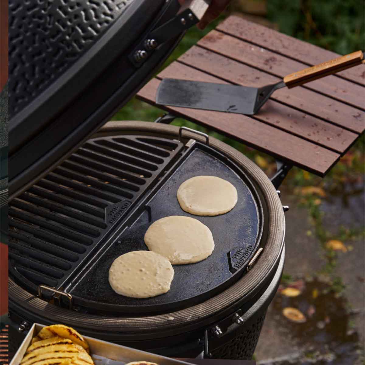 Sidebilde av keramisk grill VX Large SUMMER Essential sett - The Bastard