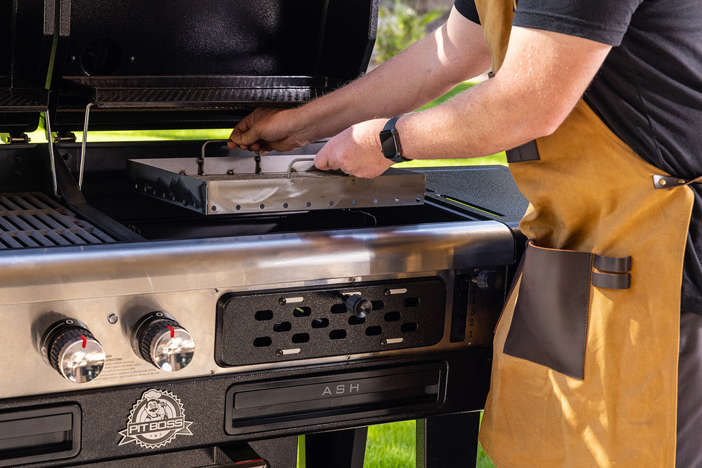 Askeskuff på Kombigrill Memphis Ultimate 2.0 gass kull smoker