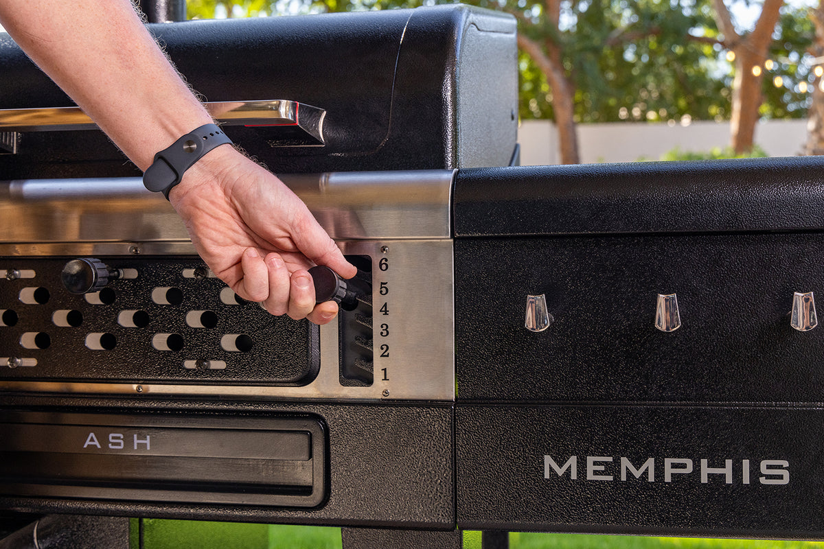 Elektrisk smoker del av Kombigrill Memphis Ultimate 2.0 gass kull smoker