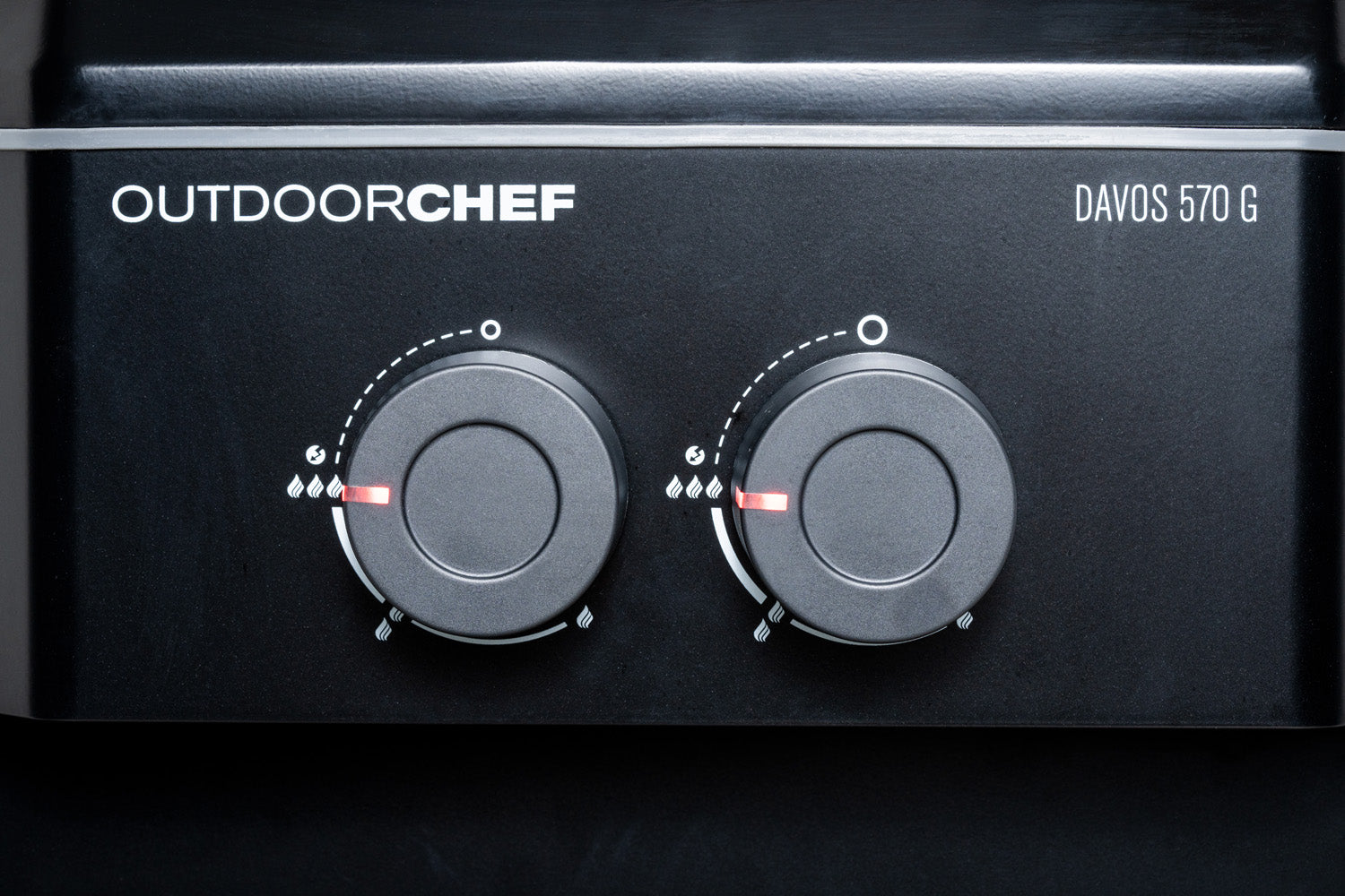Grillstasjon Kulegassgrill Davos 570 G Pro BZ med Blazing Zone