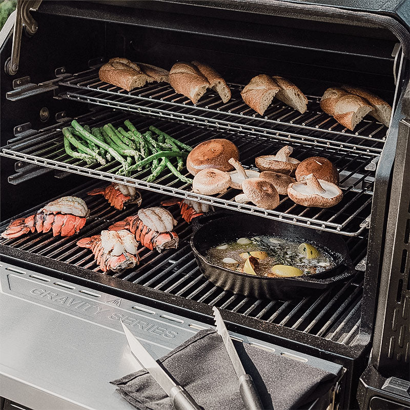 Kullgrill Gravity Series XT digital med smoker - Masterbuilt med glassfiberpakning