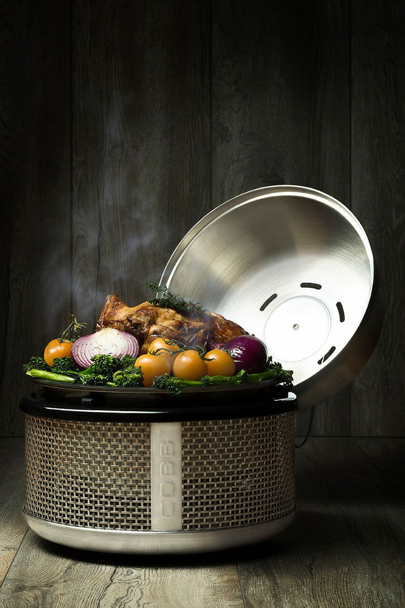 Kullgrill Premier PLUS bordgrill campinggrill med briketter - Cobb detalj av isolert varmeholder