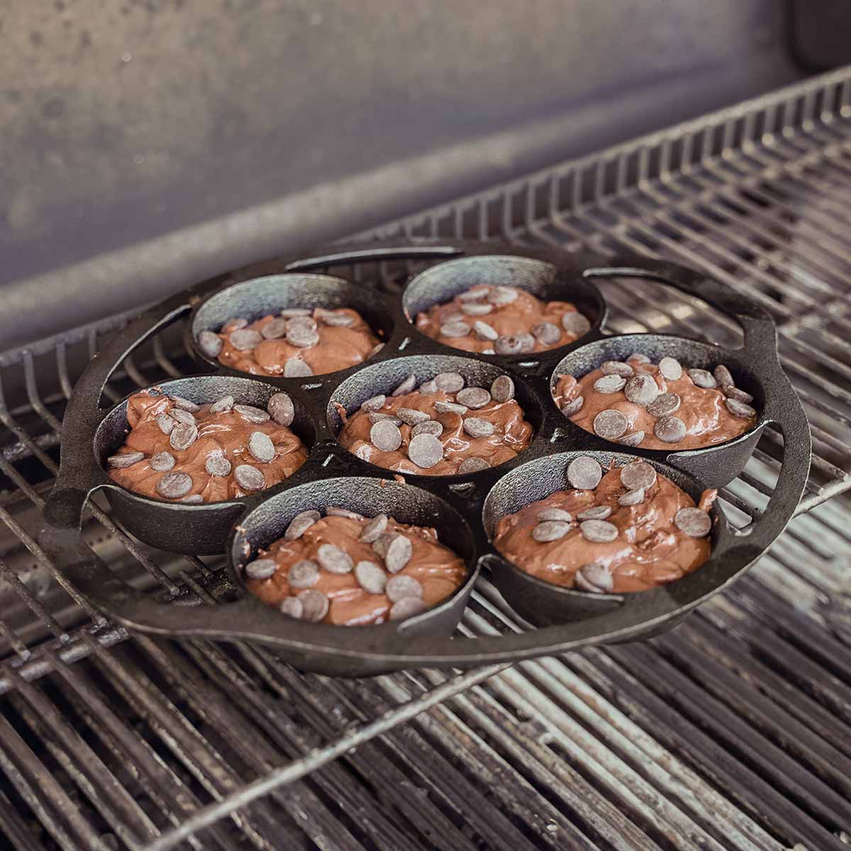 Nærbilde av Muffinform støpejern for 7 muffins - SANTOS