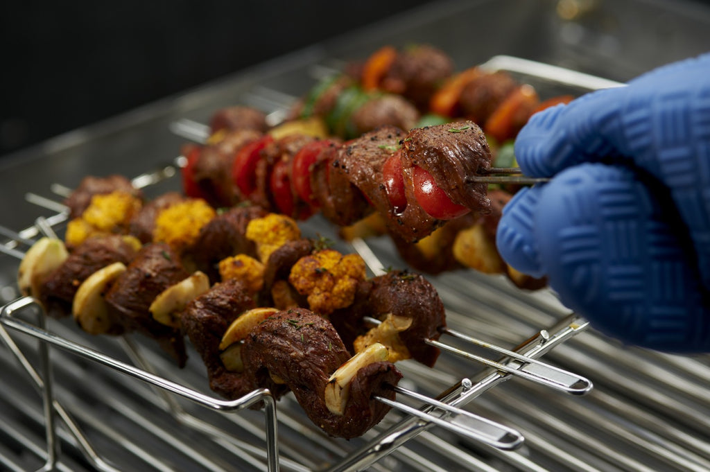 Oversikt av Multistativ grillkurv ribbestativ og spydstativ - Broil King med tilbehør