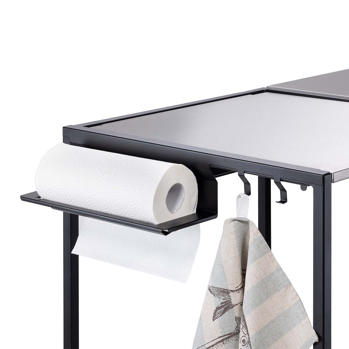 Detalj av One Minute Kitchen kjøkkenrullholder svart i pulverlakkert stål