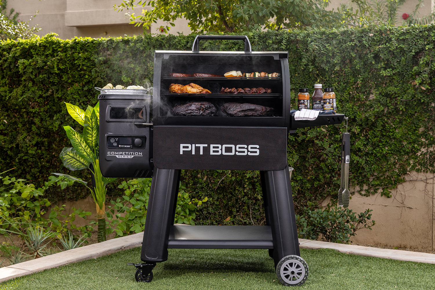 Nærbilde av grillrist i Pelletsgrill Competition Series 1250 med WiFi 3 nivåer