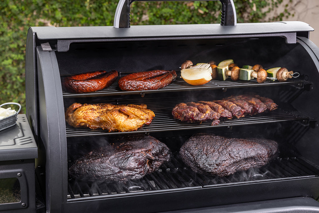 Pelletsgrill Competition Series 1250 med WiFi 3 nivåer med åpen lokk