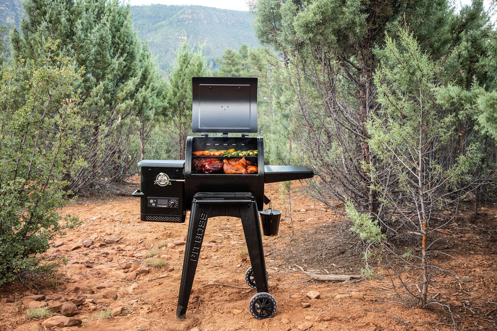 Nærbilde av digitalt kontrollpanel på Pelletsgrill Navigator 550
