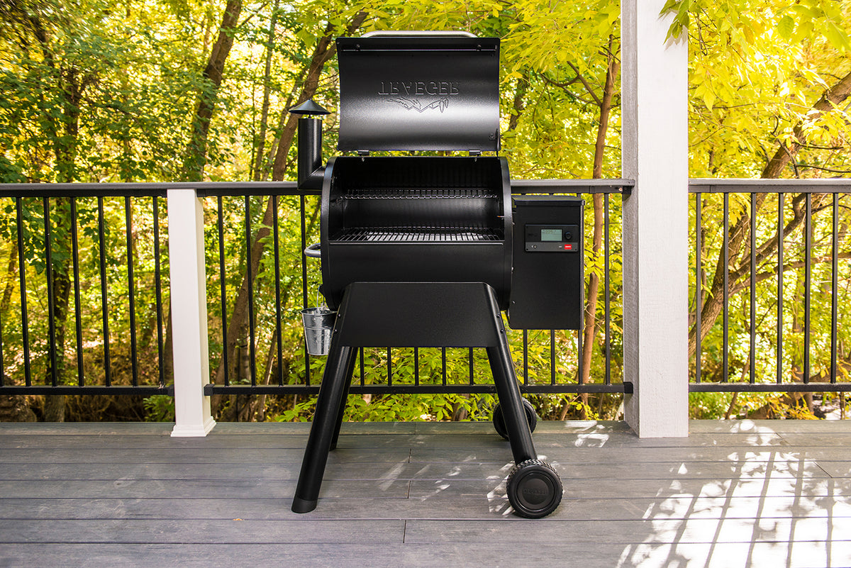 Detalj av kontrollpanel på Pelletsgrill PRO 575 med WiFire og appstyring - Traeger