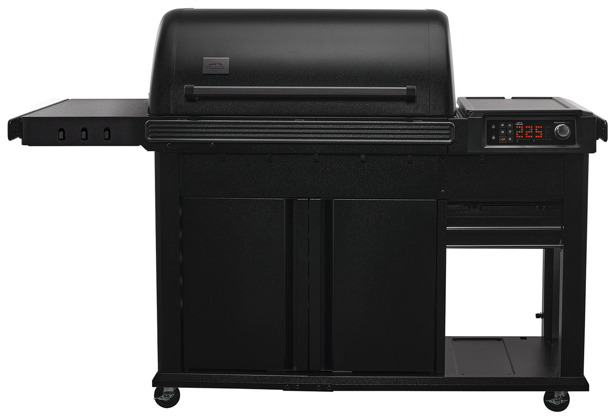 Pelletsgrill Woodridge Elite med WiFire fra forfra