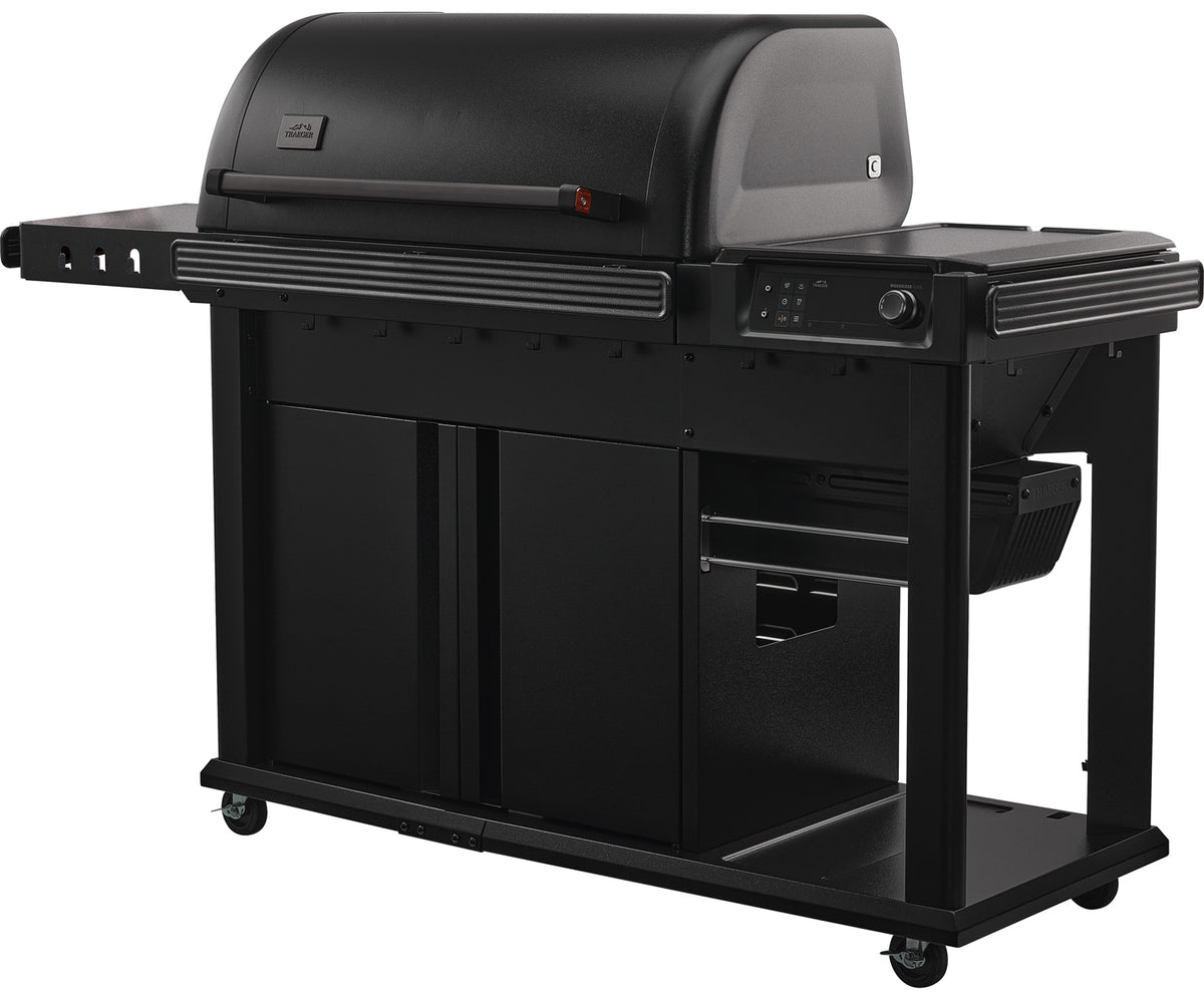 Montert Pelletsgrill Woodridge Elite med WiFire i bruk