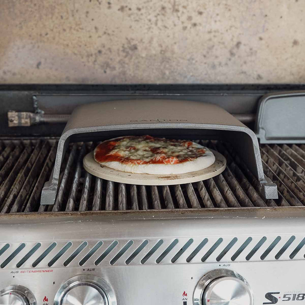 Pizza Dome pizzadeksel støpejern - SANTOS med grillverktøy