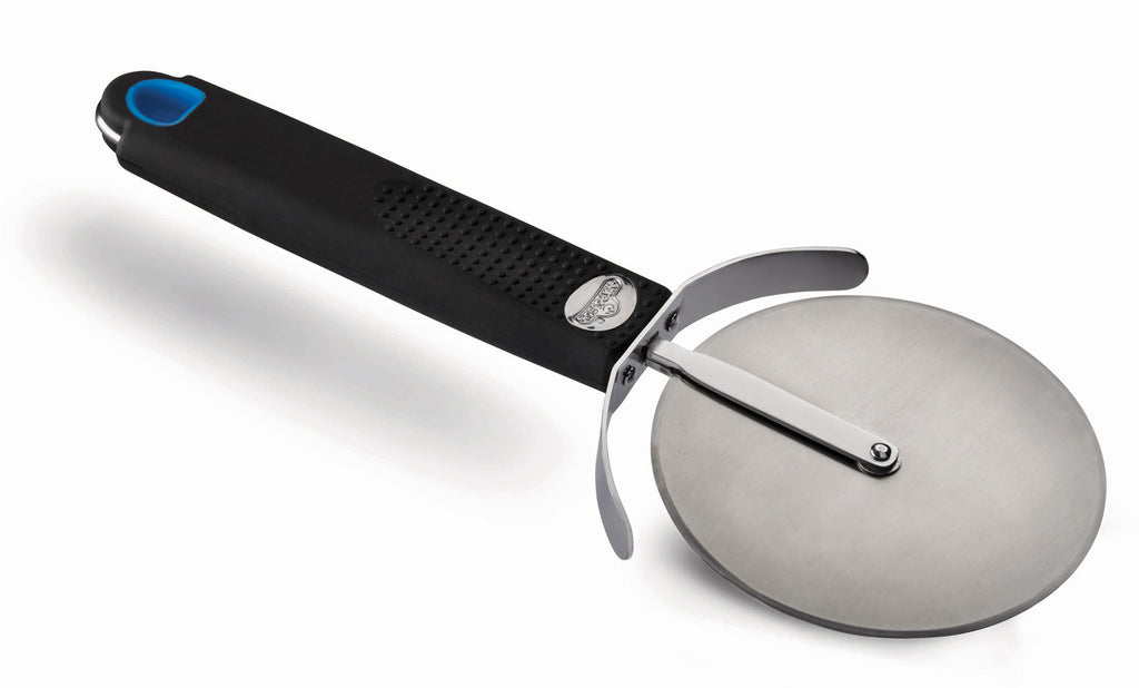 Pizzasett 4-delt med pizzastein og pizzaspade - Napoleon montert i bruk