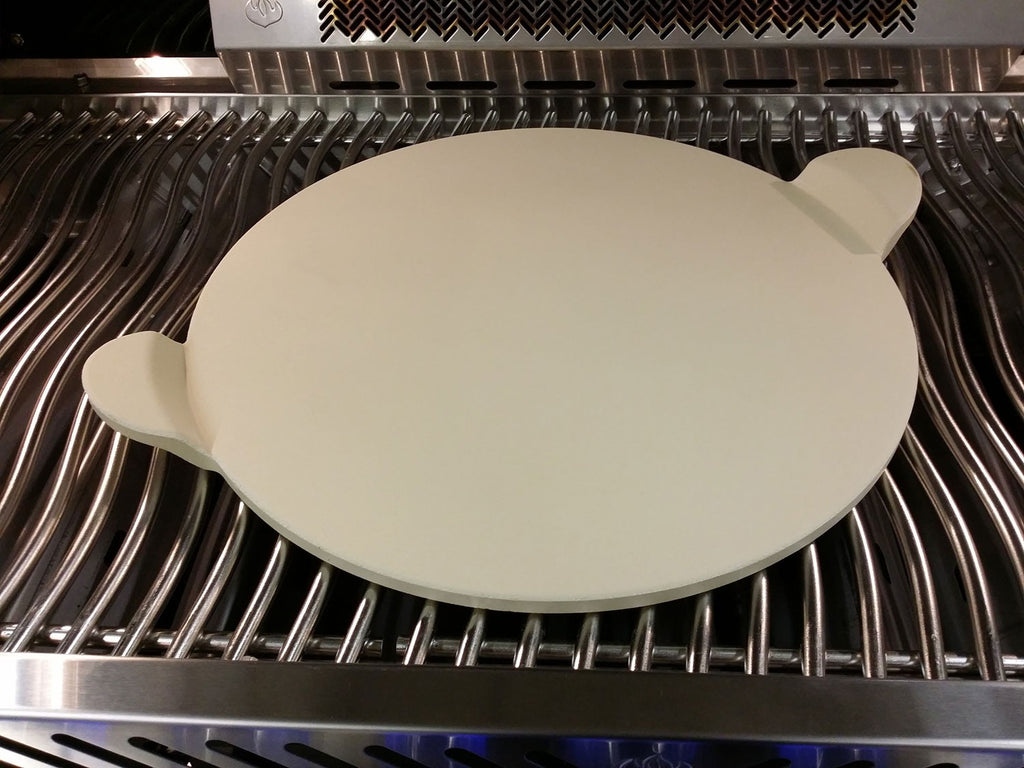 Pizzastein PRO 38 cm med pizzaskjærer i sett Napoleon montert på grill