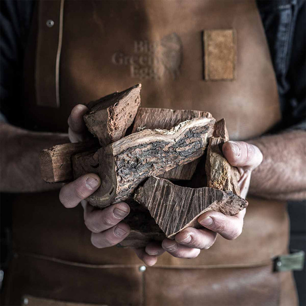 Røykchunks hickory - Big Green Egg nærbilde