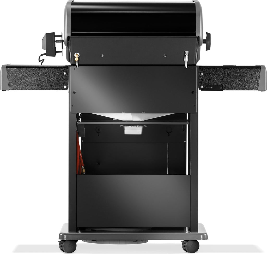 Sidebrenner på Gassgrill Rogue 425 all black med sidebrenner og bakbrenner