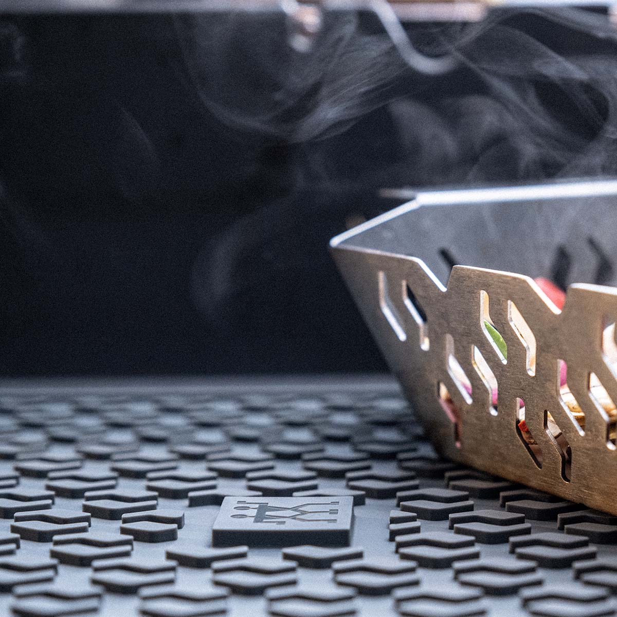 Nærbilde av knappefeste på Silikon verktøyholder BBQ+ 45 x 31 cm - ZWILLING