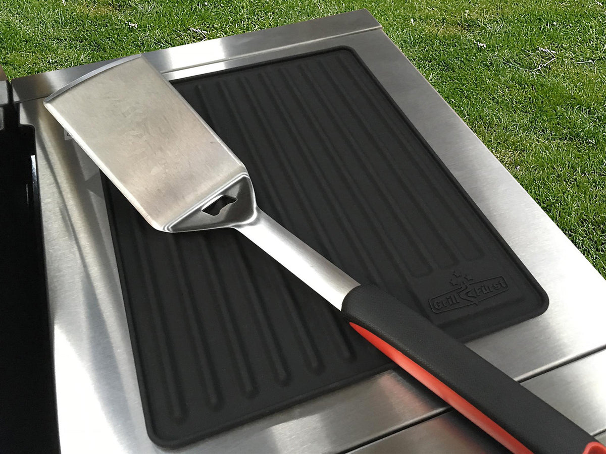 Nærbilde av varmebestandig silikon på Silikonmatte for grillverktøy 35 x 28 cm - Grillfürst