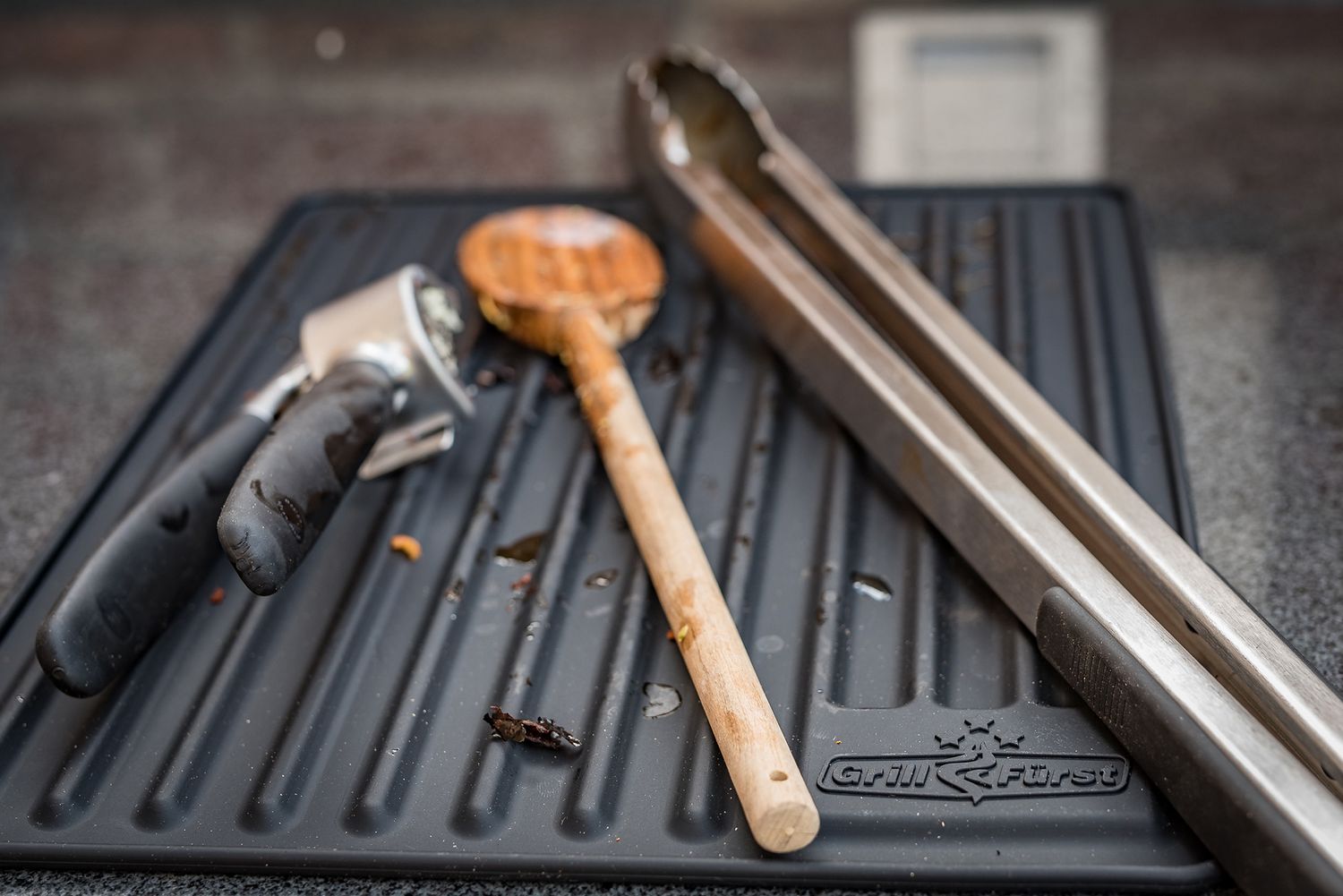 Silikonmatte for grillverktøy 35 x 28 cm - Grillfürst bakside