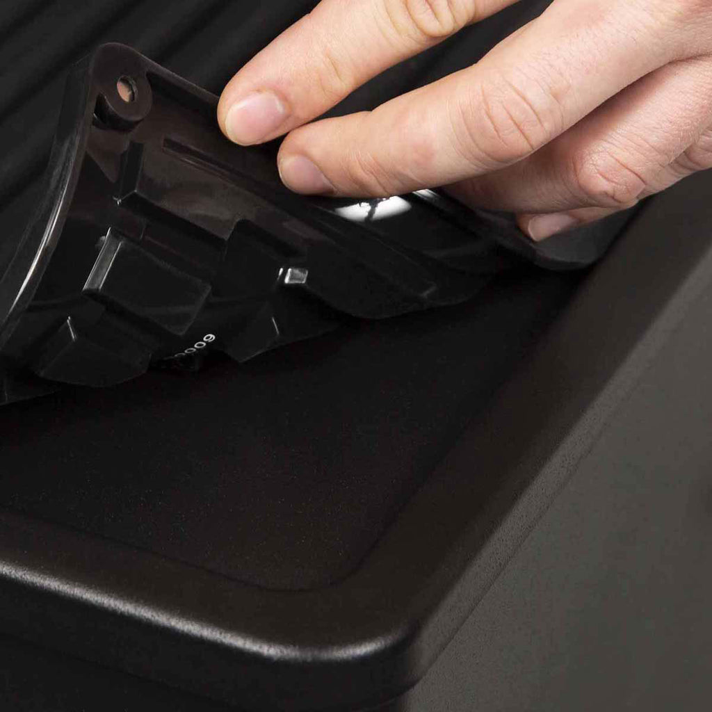 Silikonmatte magnetisk Imperial/Regal 35x27 cm - Broil King montert på grill
