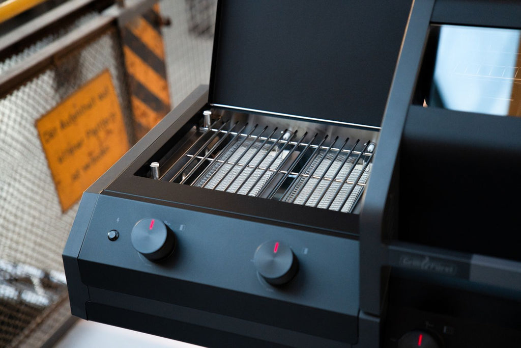 Nærbilde av dreiespidd på Smart Grill Independence P530E WiFi