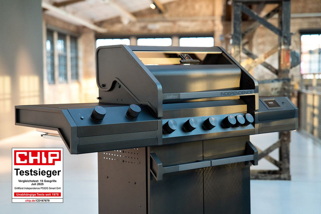 Montert Smart Grill Independence P530G WiFi støpejernsrist med tilbehør