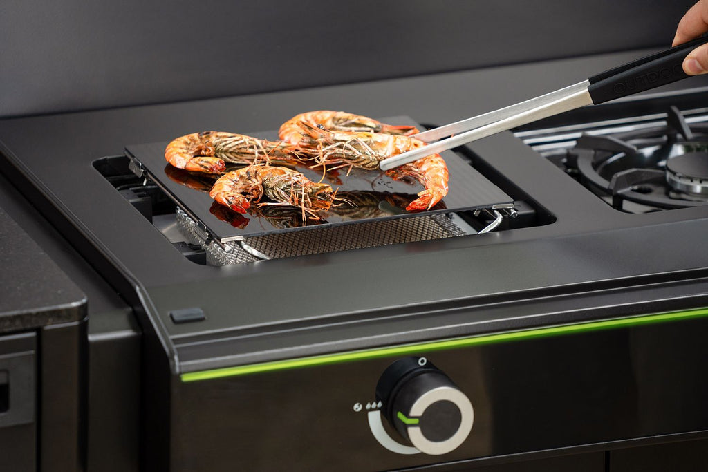 Montert Steak sett Blazinglas® HEAT på Outdoorchef grill