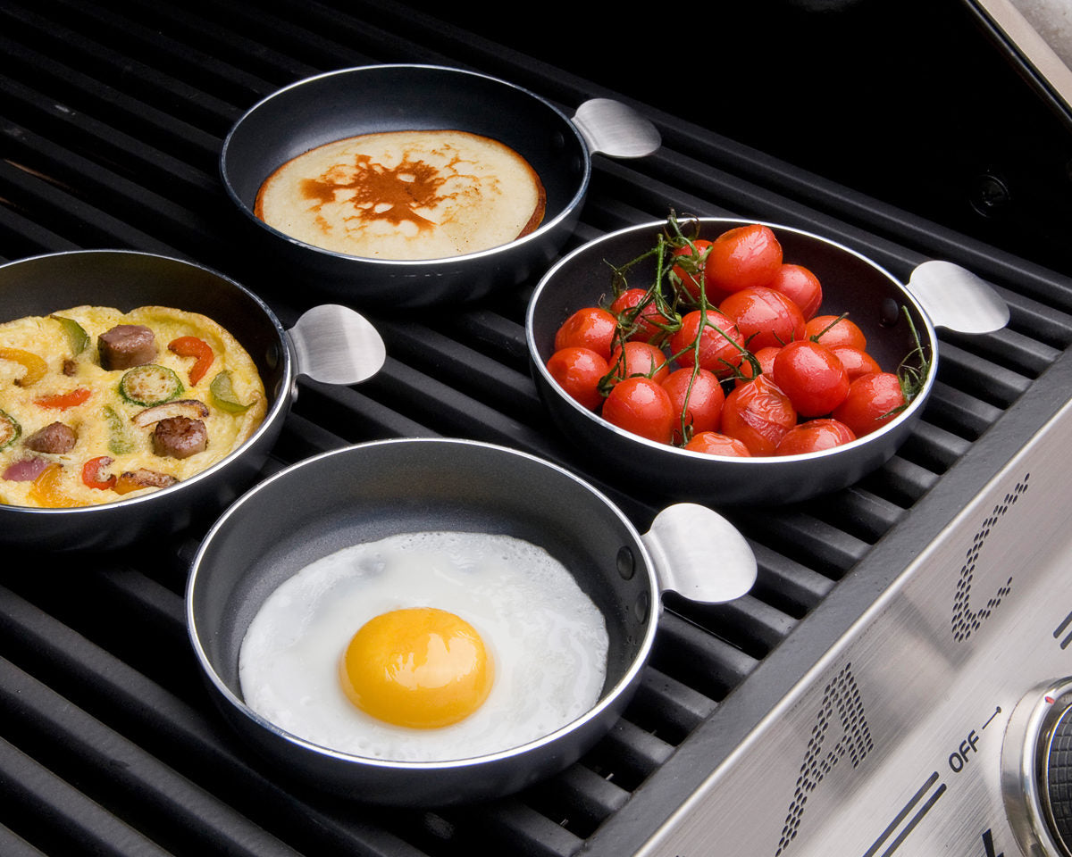 Tapas-sett 4 små panner aluminium 12,5 cm - CADAC detalj av belegg